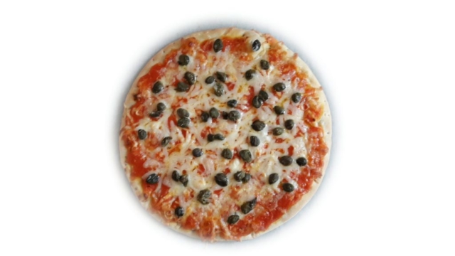 foto-aldi-tiefkuehl-pizza-margherita-zusaetzlich-belegen-verbessern-tunen-fertig-gebacken