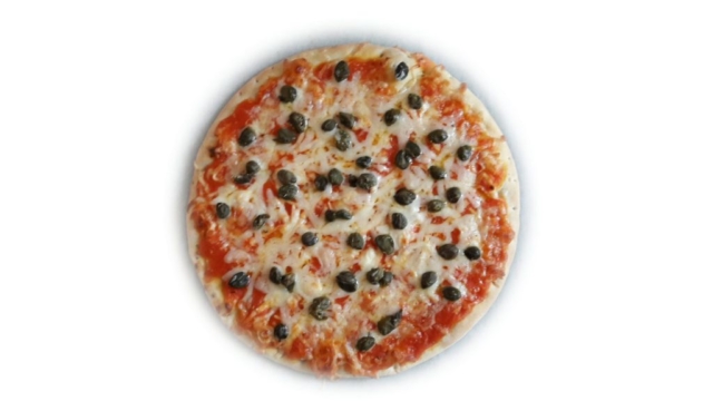 foto-aldi-tiefkuehl-pizza-margherita-zusaetzlich-belegen-verbessern-tunen-fertig-gebacken foto-aldi-tiefkuehl-pizza-margherita-zusaetzlich-belegen-verbessern-tunen-fertig-gebacken