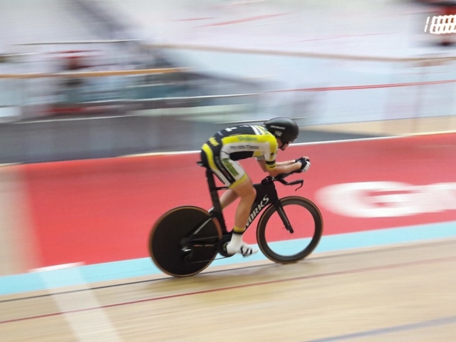 christoph-strasser-weltrekordversuch-tissot-velodrom-grenchen-2017-nah
